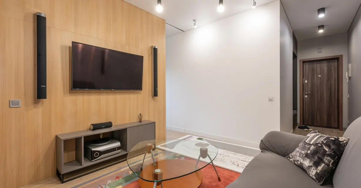 Smart Lighting: Enhance Ambience with Technology
