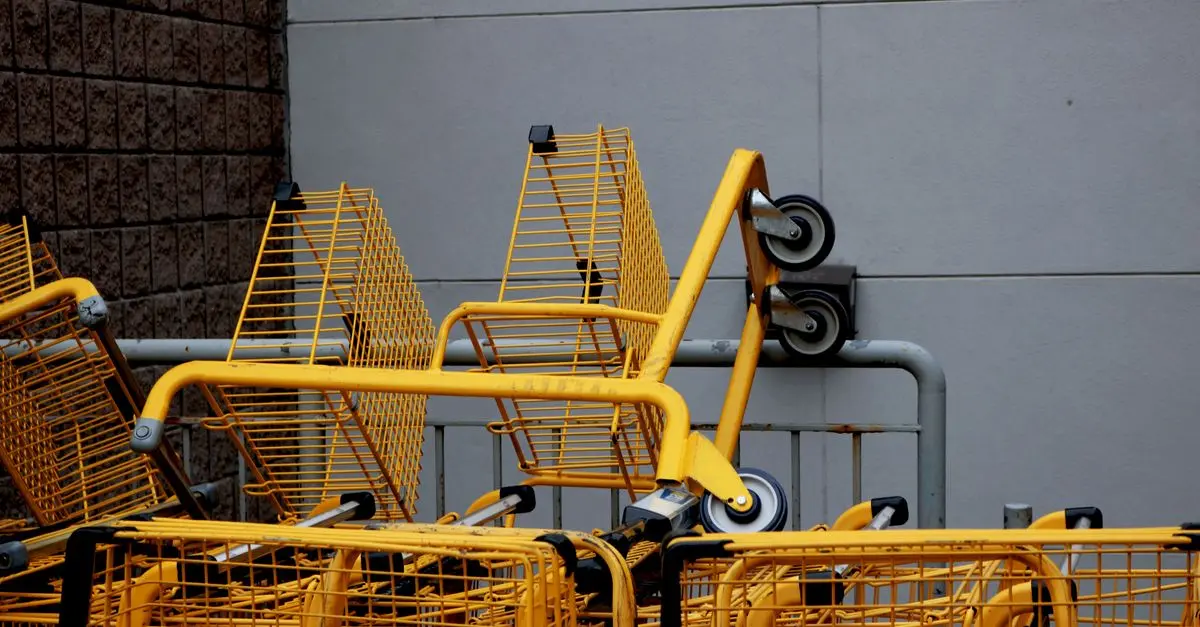 How Smart Gadgets Are Enhancing Your Shopping Experience