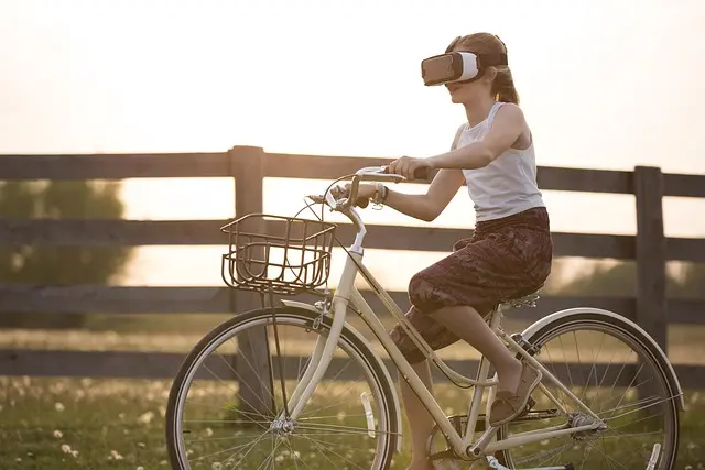 How Smart Gadget Malls Are Transforming the Shopping Experience