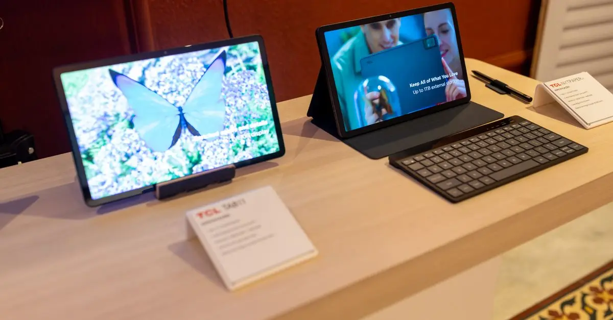 How Smart Gadget Malls Are Revolutionizing Retail Experiences