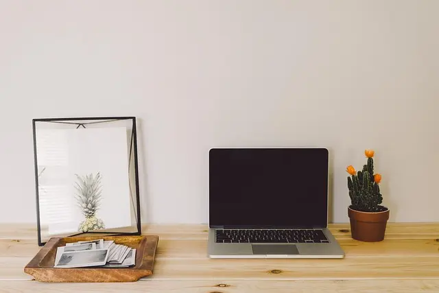 Top 10 Smart Gadgets for Your Home Office Setup
