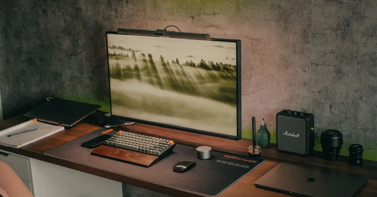 10 Must-Have Smart Gadgets for Your Home Office