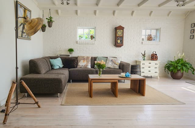 Comparing Popular Smart Home Hubs: Which One is Right for You?