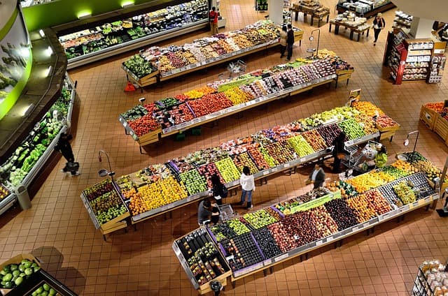 How Smart Gadgets Are Revolutionizing the Retail Experience